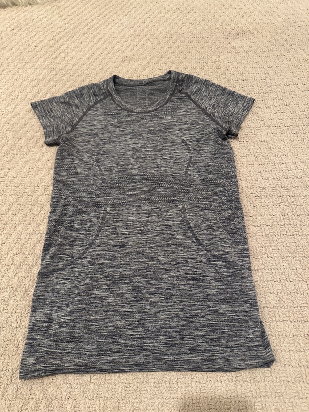 lululemon athletica Heathered Slate Short Sleeve Tunic